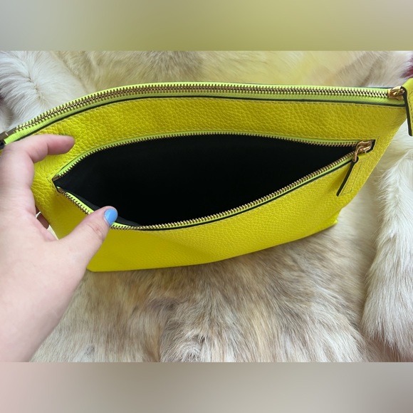 Burberry Pouch - Picture 2 of 5